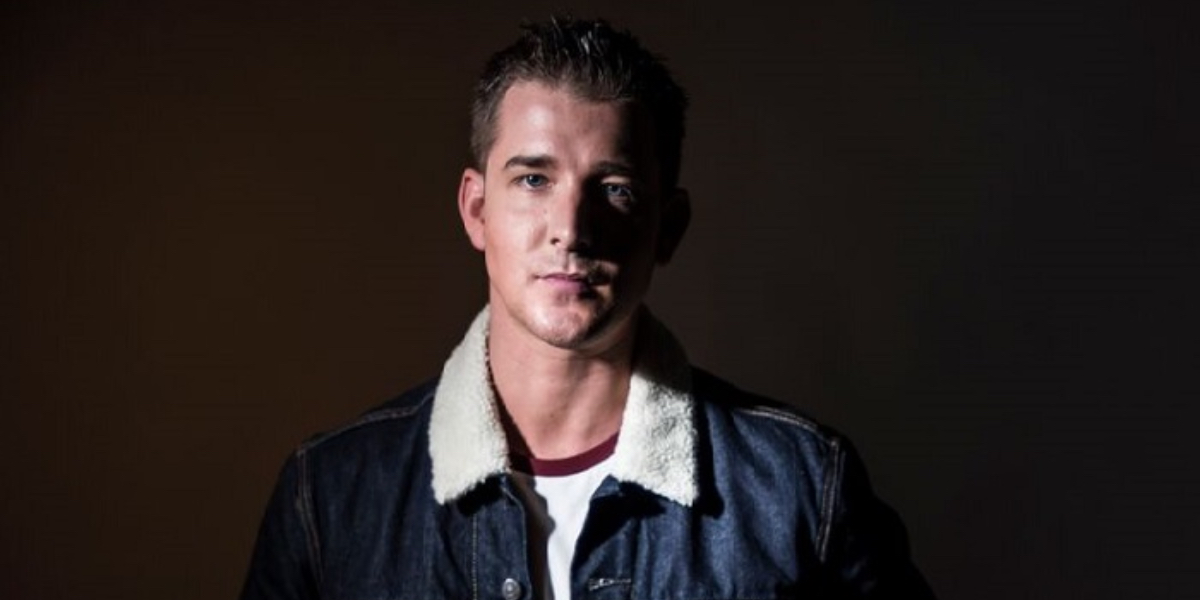 Ashley Wallbridge trance DJ and music producer official photo