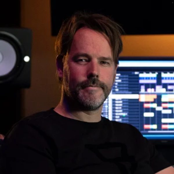 Depth Mike Mike Hillfire | EDM & Trance DJ/Producer